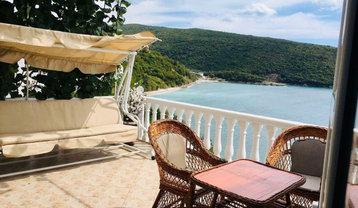 Villa for Sale with Sea View and Pool in Kruče, Ulcinj (9)
